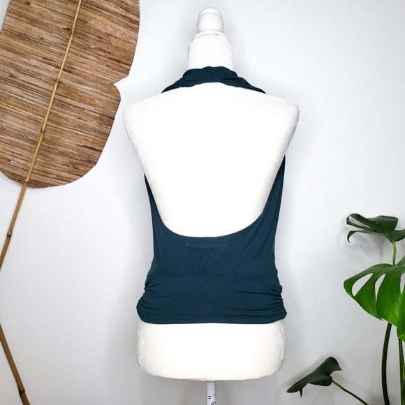 ⭐ Tart Teal Halter Top - Picture 3 of 6